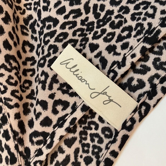 Allison Joy Cheetah print women’s camisole size M - Picture 3 of 4